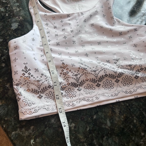 Glyder Sports Bra Cropped Shirt. Metallic silver pattern. Shelf bra. Like new. S - Picture 12 of 13
